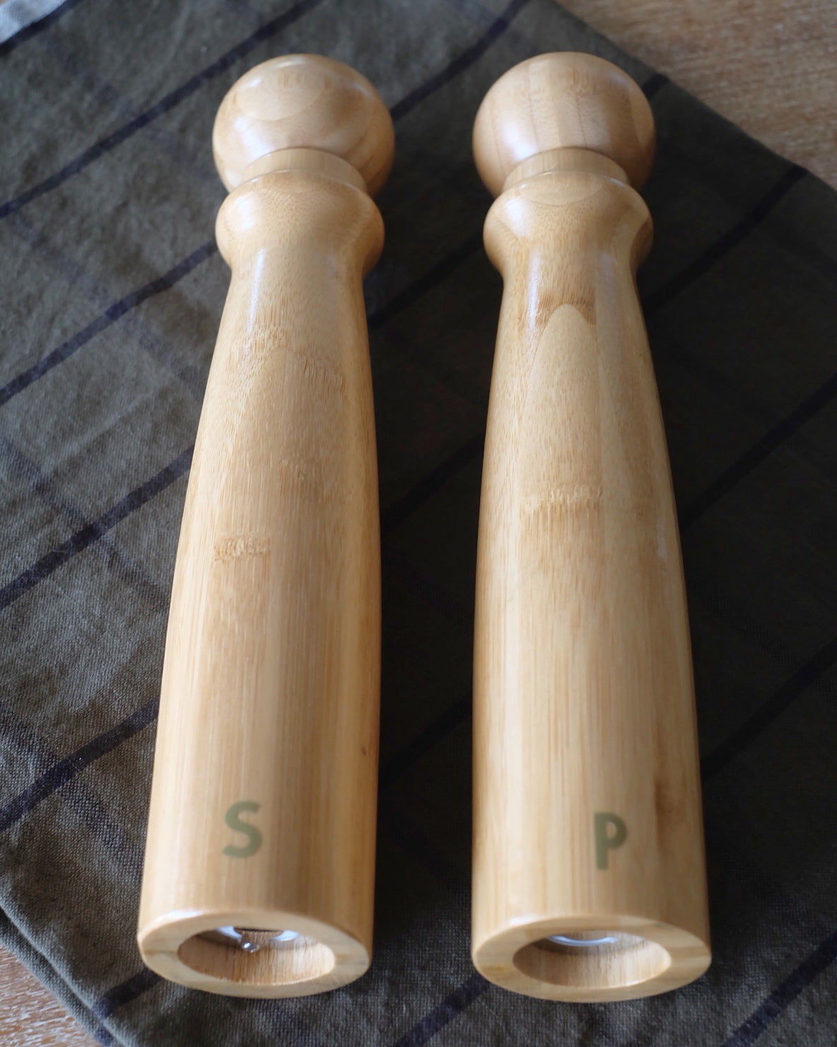 Set de Molinillos de Sal y Pimienta – Bambú Natural Grande