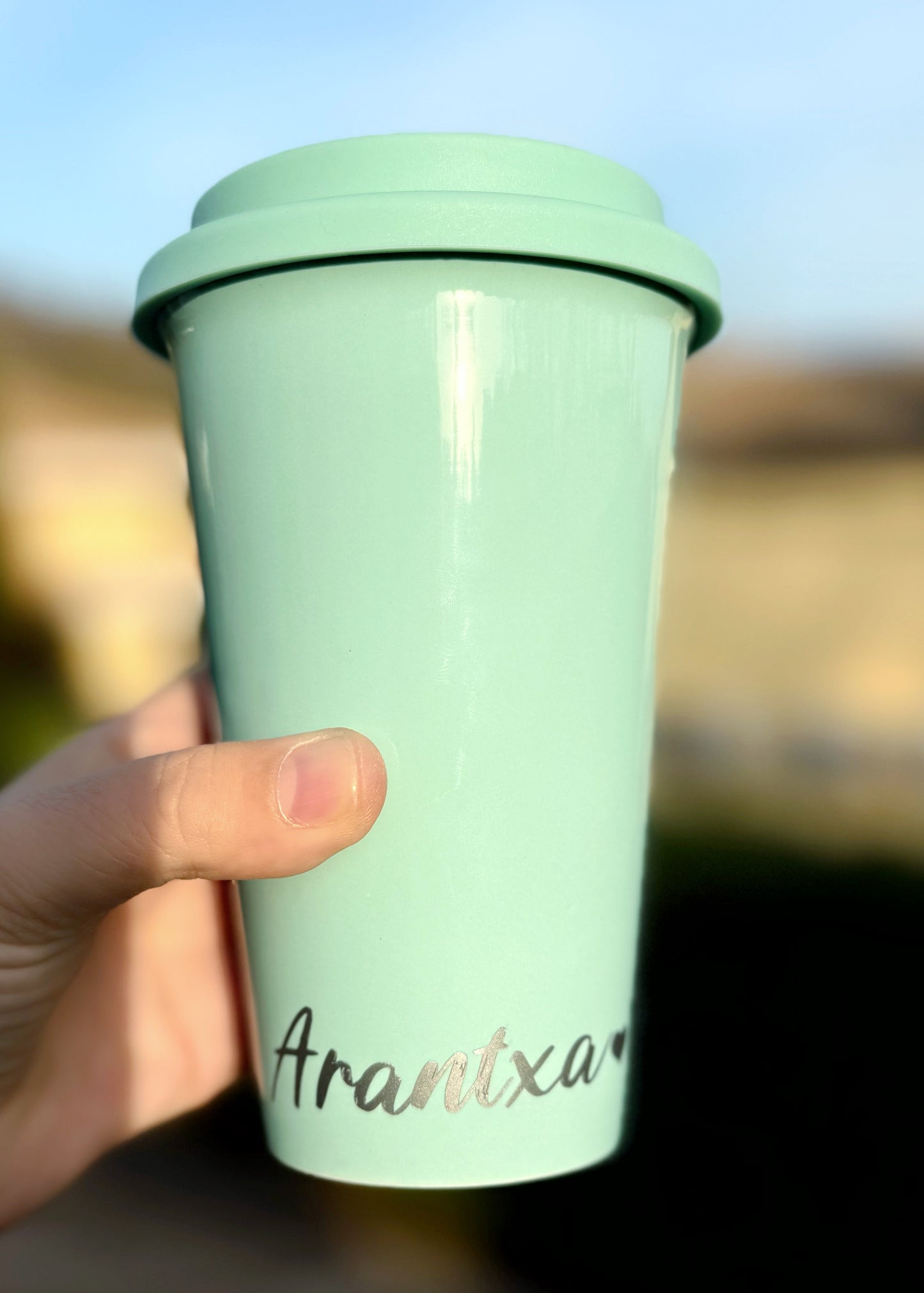 Taza de porcelana con tapa de silicona Take me Mint