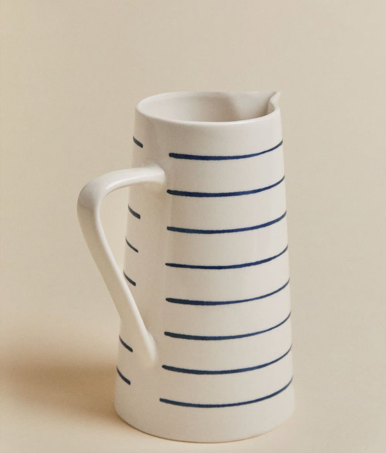Jarra en new bone china 2 L Casilda