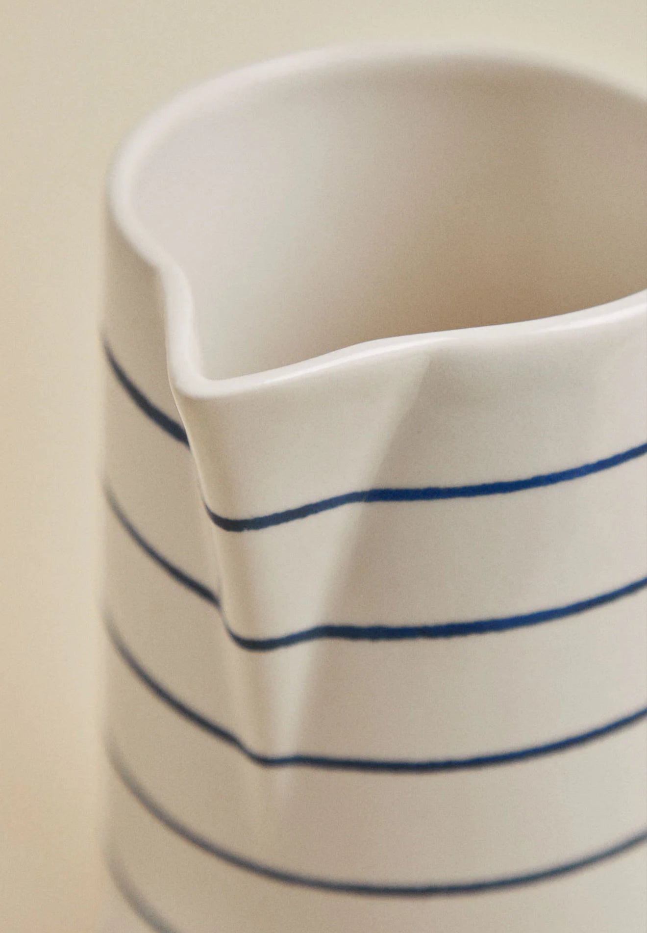 Jarra en new bone china 2 L Casilda