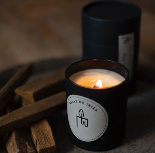 VELAS DE IBIZA Colección IN BLACK Aroma Palo Santo