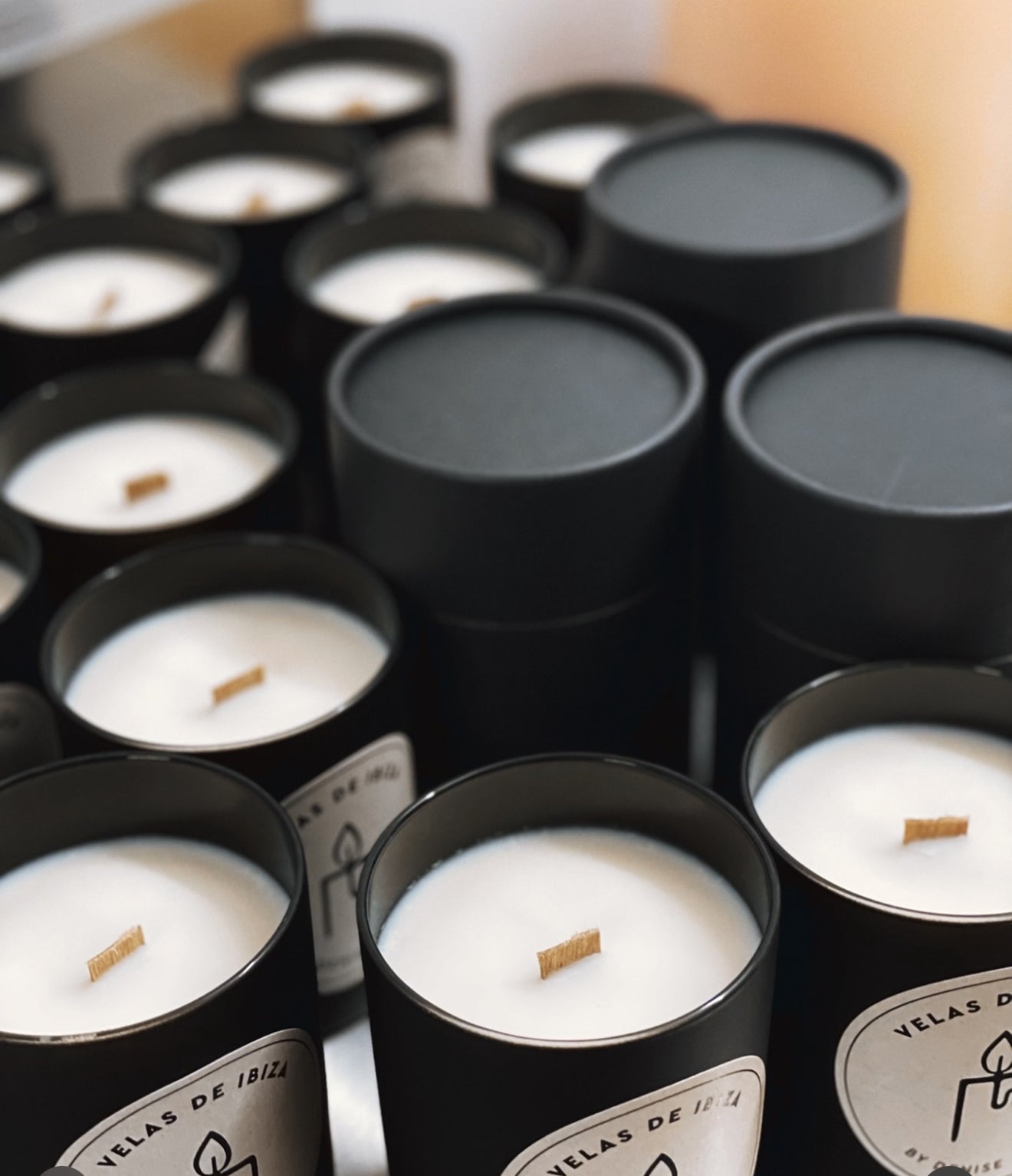 VELAS DE IBIZA Colección IN BLACK Aroma Palo Santo