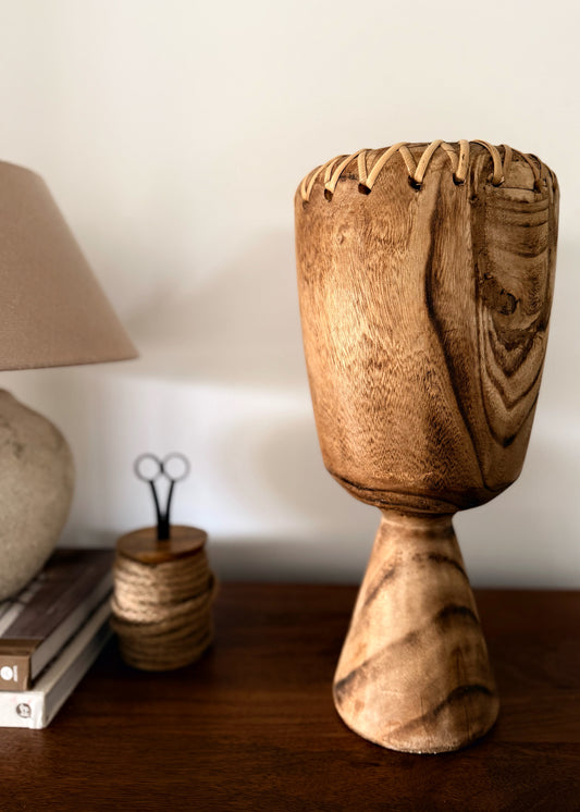 Jarrón de madera y ratán Paula