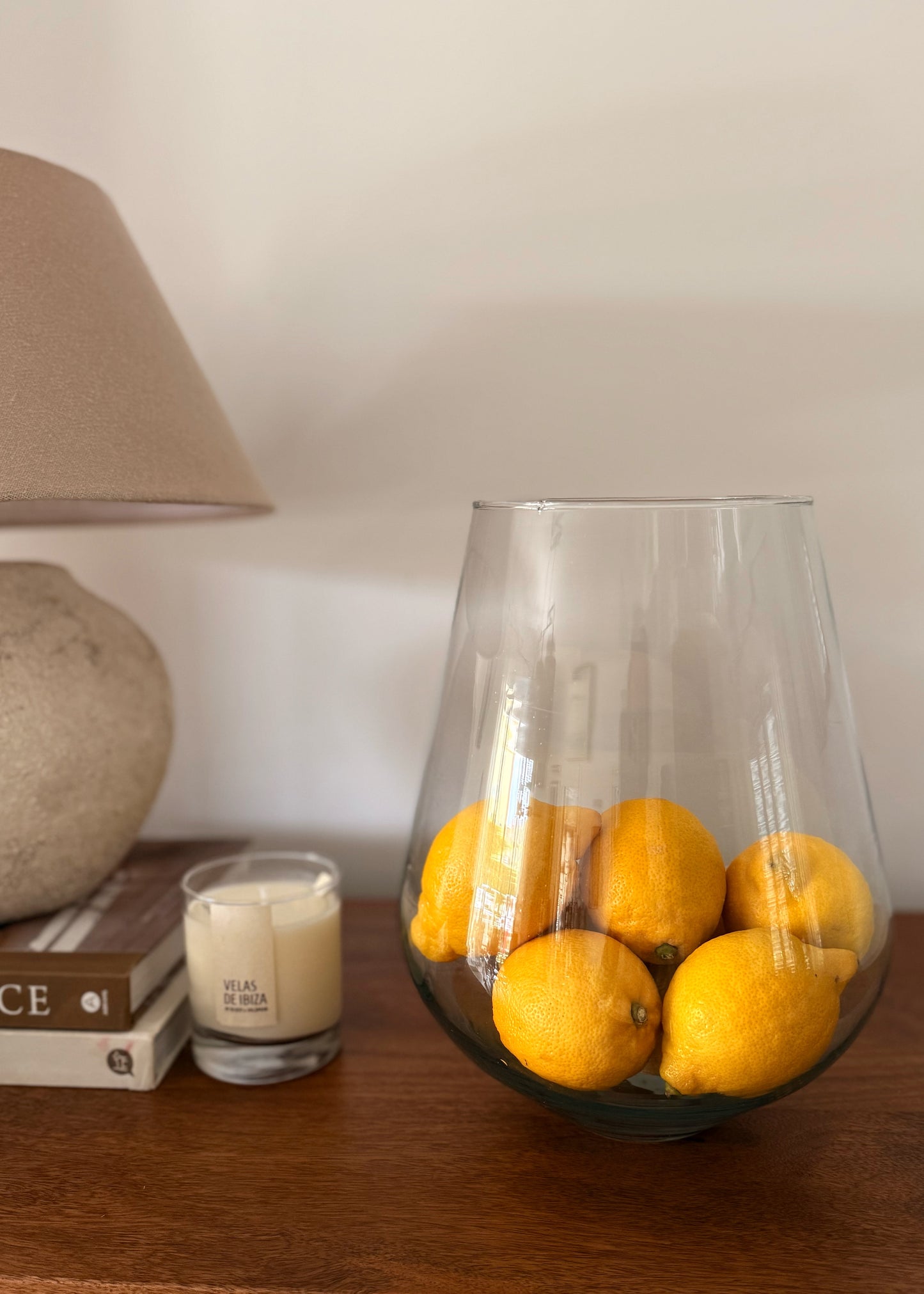 Jarrón de cristal forma vaso Elaia