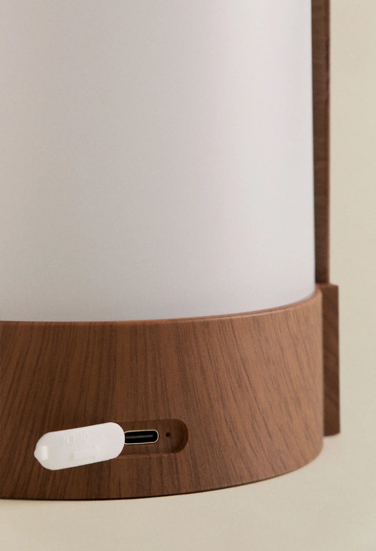 Lámpara de mesa LED inalámbrica para exterior Azahara